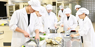 健康栄養学部の写真2