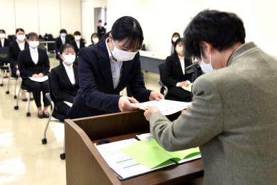 授与式の様子③