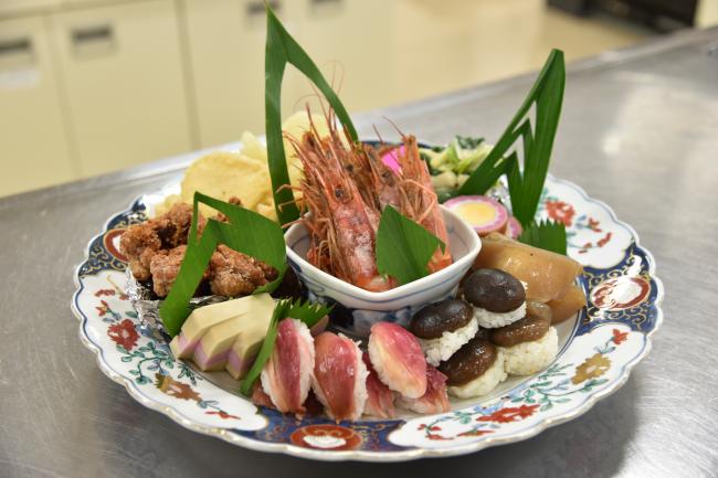 皿鉢料理（田舎寿司）