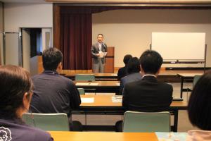 開講式の様子（本山町副町長）