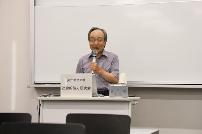 講演の様子３