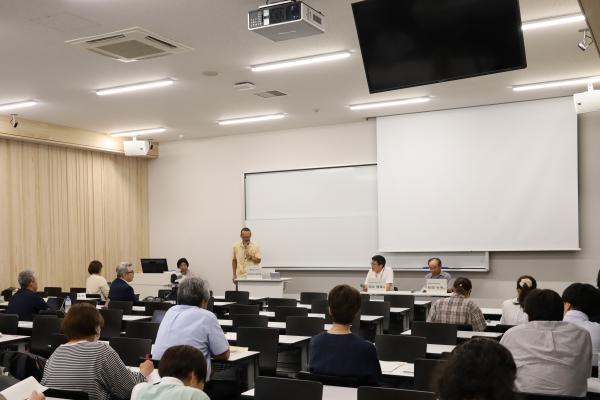 質疑応答の様子１