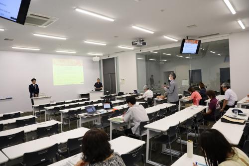 研究会の様子３