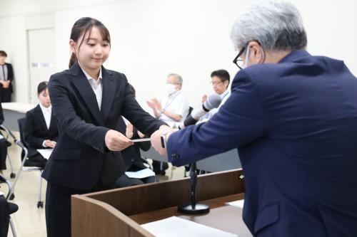学長奨励賞授与式の様子1