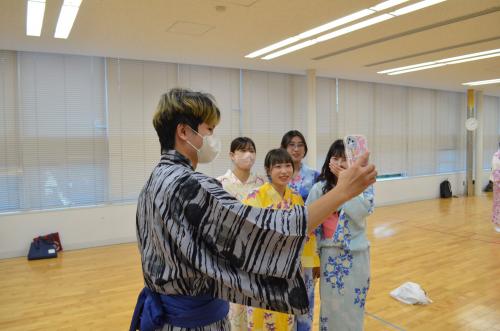 土佐女子着付け３