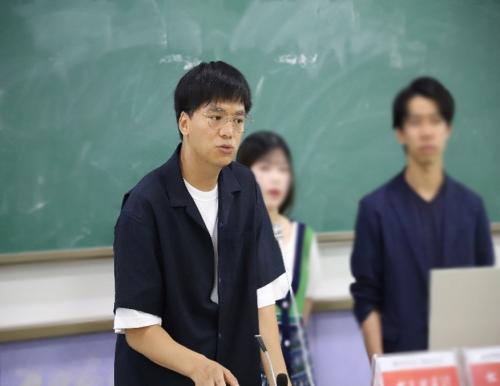 李傑さんの写真3枚目