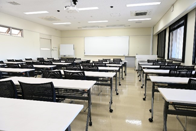 講義室２