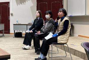 学生への質疑応答の様子