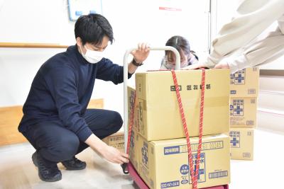 看護学部物資入れ替え