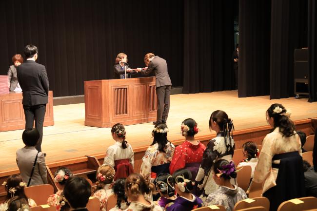 学部・研究科別証書・学位授与式１