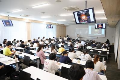 講演の様子１