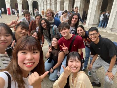 イタリア学生と一緒に
